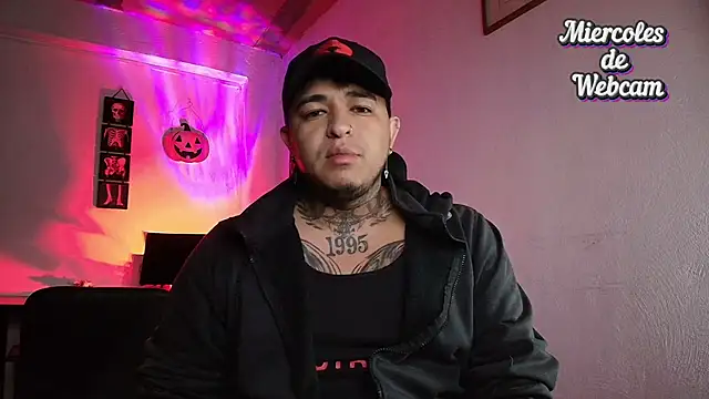 Snapshot of Strip_Classes_Col chatting on September 10, 3:10 pm Strip Classes Col online show from September 10, 3:10 pm