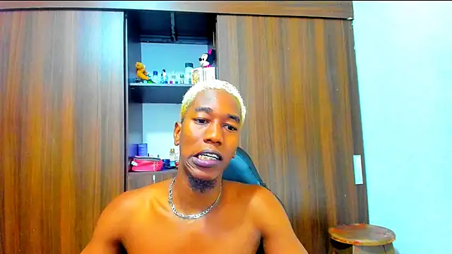 Dreamastercum  online show from November 7, 12:03 am