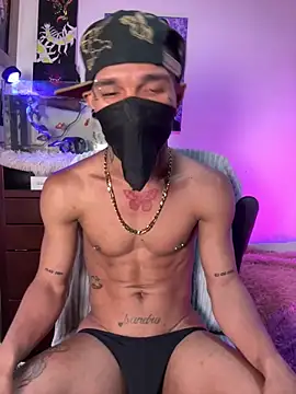 CRAZY-BOY99 online show from May 30, 11:21 am
