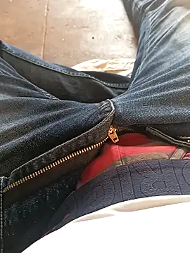 Snapshot of Tn_localboy69 chatting on March 13, 11:41 am Tn localboy69 online show from March 13, 11:41 am