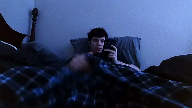 Snapshot of HourManne chatting on March 10, 7:33 am HourManne online show from March 10, 7:33 am