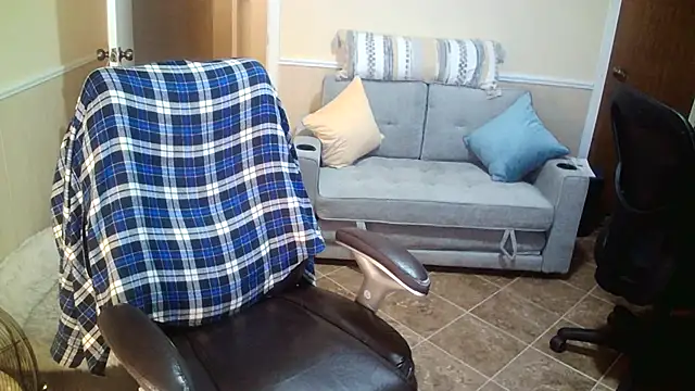 superbearboss online show from April 5, 11:56 pm