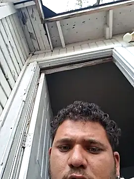 kuvm online show from October 25, 10:11 pm