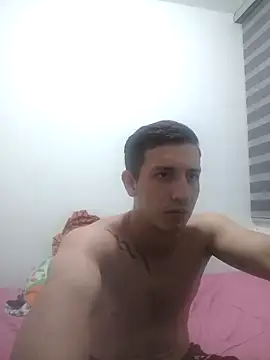 Alejo baby18 online show from March 6, 11:31 pm