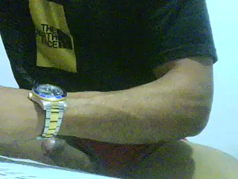 Snapshot of javier0990 chatting on March 18, 4:18 am javier0990 online show from March 18, 4:18 am