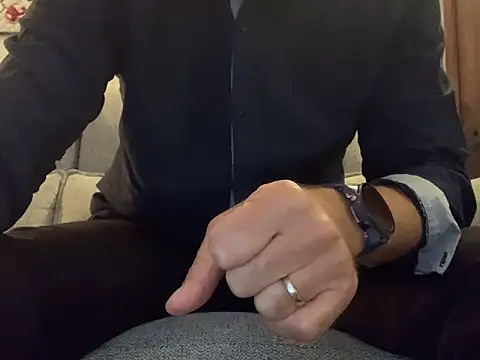 Simon 76 online show from October 3, 8:03 pm