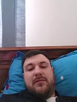 hugedickedd online show from February 19, 8:22 am