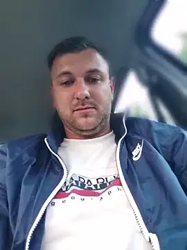 hugedickedd online show from June 5, 5:41 pm