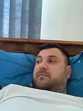 hugedickedd online show from March 26, 9:24 am