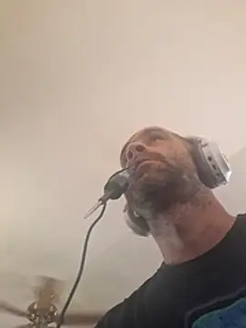 mayg online show from April 24, 8:44 pm