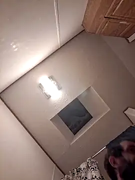 mayg online show from March 31, 9:00 am