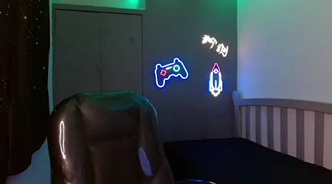 JackSwan19 online show from March 9, 2:32 pm