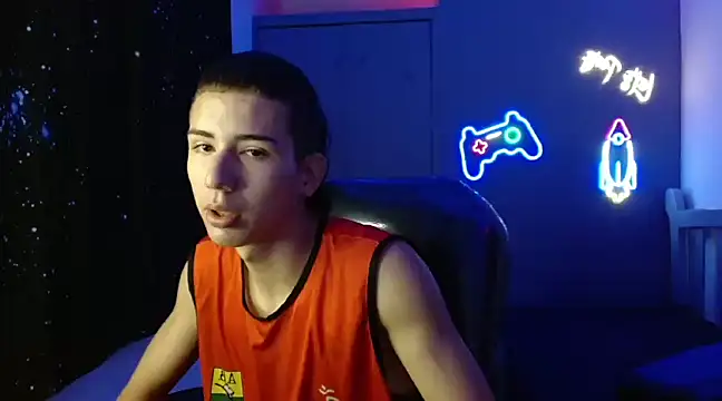 JackSwan19 online show from March 13, 1:07 pm