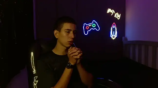 JackSwan19 online show from March 14, 1:24 pm