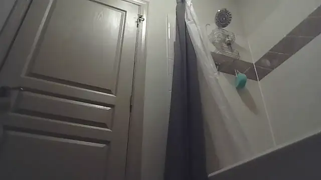 Snapshot of whowantsacreampie chatting on September 23, 6:13 am whowantsacreampie online show from September 23, 6:13 am