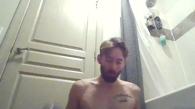 Snapshot of whowantsacreampie chatting on October 25, 2:08 pm whowantsacreampie online show from October 25, 2:08 pm