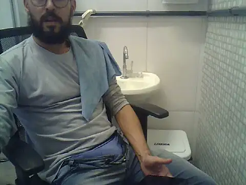 pdasgyn online show from May 27, 2:47 pm