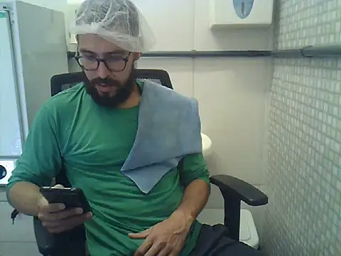 pdasgyn online show from May 21, 1:04 pm