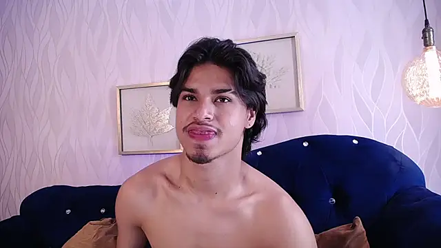 MathewAdams online show from December 15, 6:49 pm