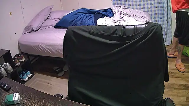 Muffdiver718 online show from March 21, 12:07 am