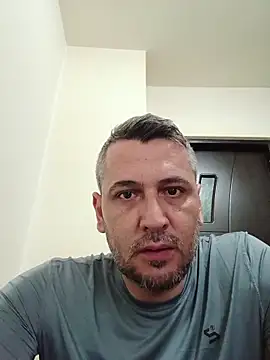 yourflowerpink online show from April 2, 11:18 am