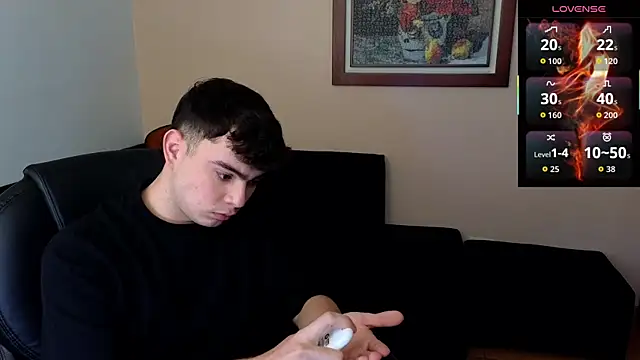lukeboyce33 online show from July 25, 9:33 pm