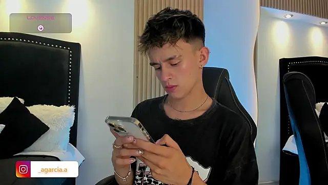 LiamWildx20 online show from May 29, 4:55 am