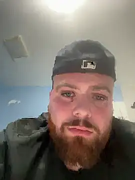 Bear2323 online show from August 4, 6:08 am