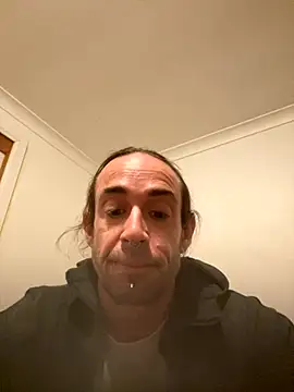 mastertittiefkr online show from September 13, 1:34 pm