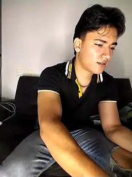 THE LITTLE LIAM online show from October 10, 12:15 am