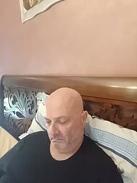 Alexis Bull online show from July 14, 10:21 am