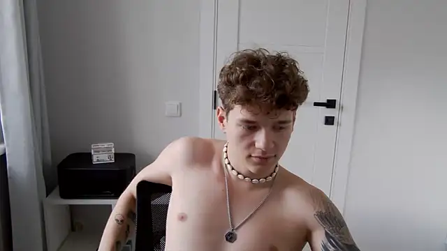 DanyDavis online show from April 5, 11:07 am