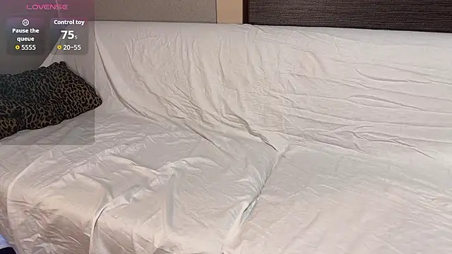 K Siras online show from October 13, 9:37 am