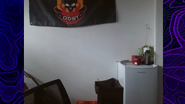 lustylyndon online show from September 10, 6:50 pm