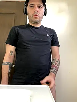 uto857 online show from December 16, 5:42 pm