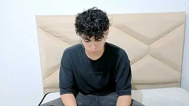 Kei Dream online show from September 19, 3:29 am