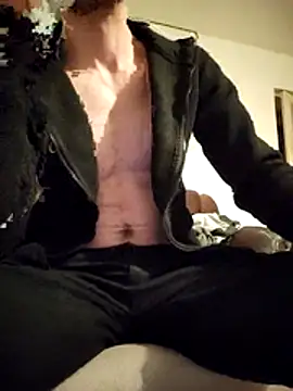 MrThomas31 online show from March 25, 8:13 pm