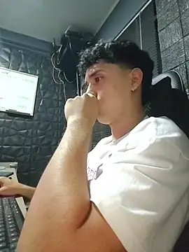 jacobs shelby online show from February 6, 1:02 am