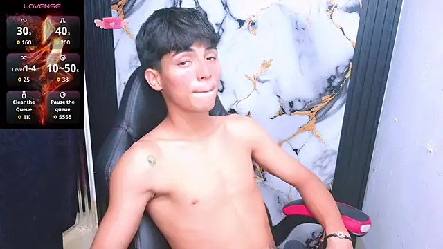 Thommy cute online show from January 5, 8:12 pm