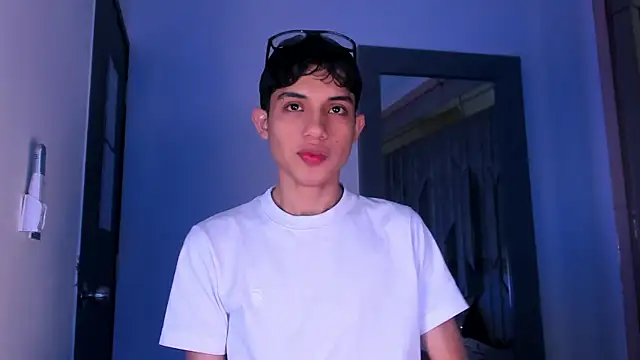 Sebax Young online show from February 25, 8:32 pm