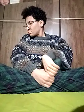 LecheDeSoya666 online show from September 14, 3:19 am