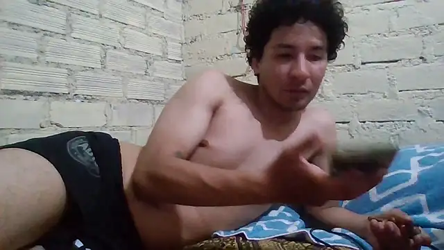 LecheDeSoya666 online show from January 16, 8:44 pm