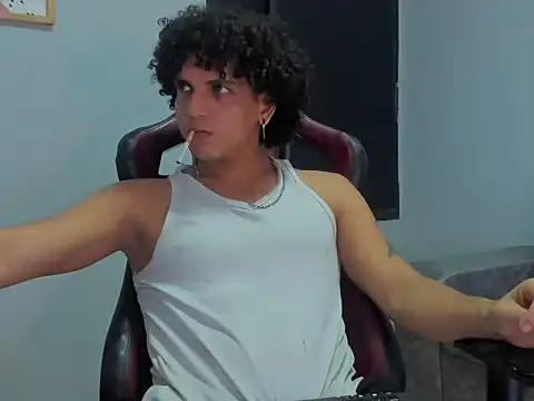 Xfire boy69 online show from September 24, 2:44 am