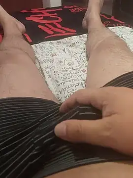 ScuffingBungalow online show from June 30, 12:11 am