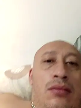 ScuffingBungalow online show from October 5, 6:06 am