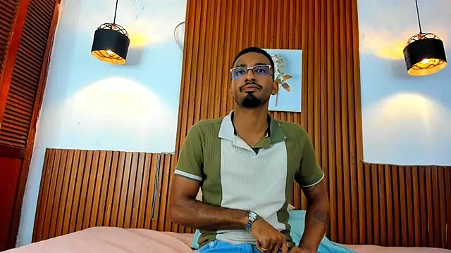 Darwin mayo online show from November 1, 6:12 pm