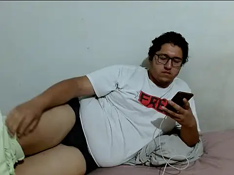 MeisanPaul online show from October 2, 5:00 am