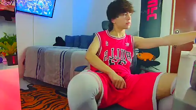 Tonerii online show from October 7, 1:32 am