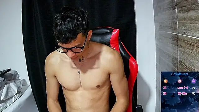 angelicious  online show from April 16, 12:38 pm