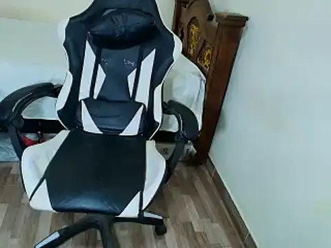 max love255 online show from November 7, 10:35 pm